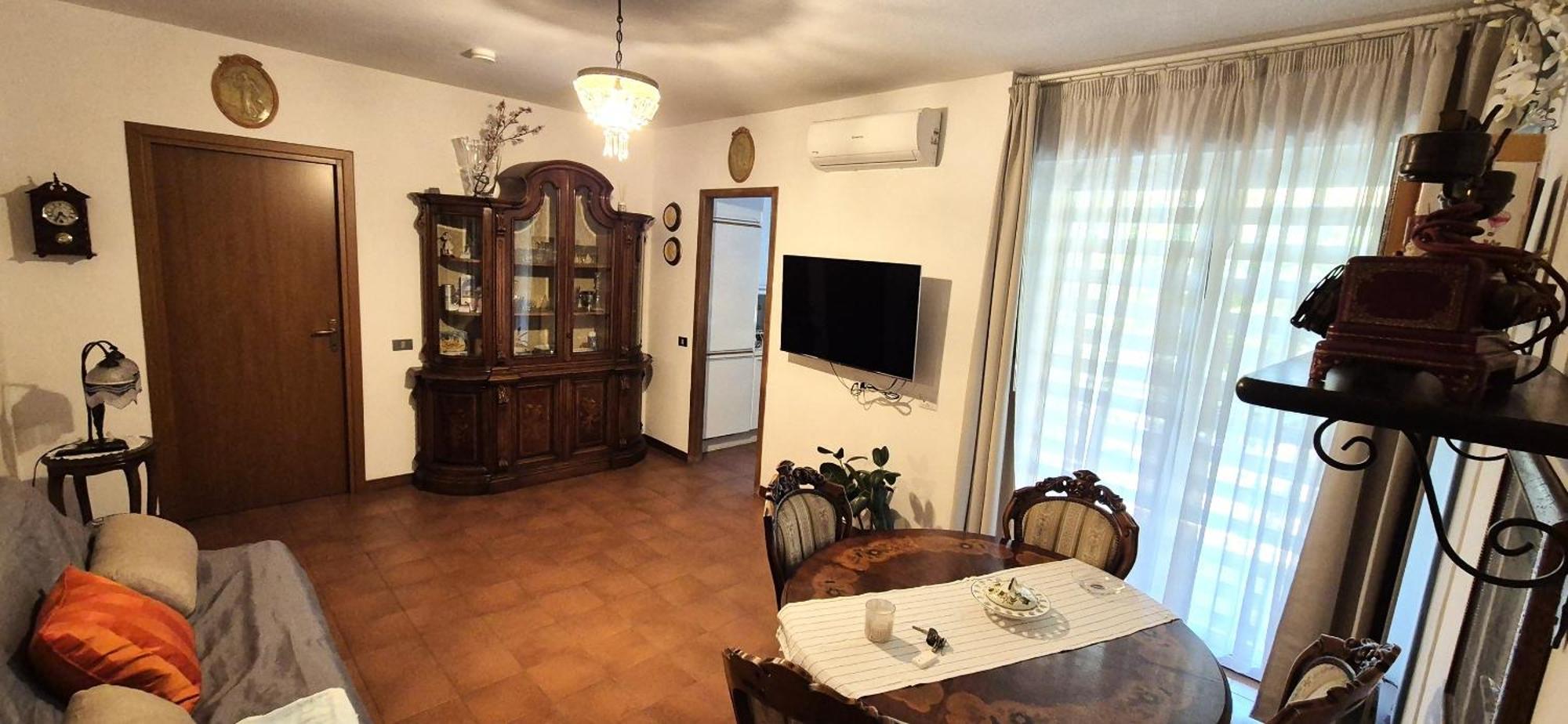 Eur Fenix Free Parking Family Apartment Rom